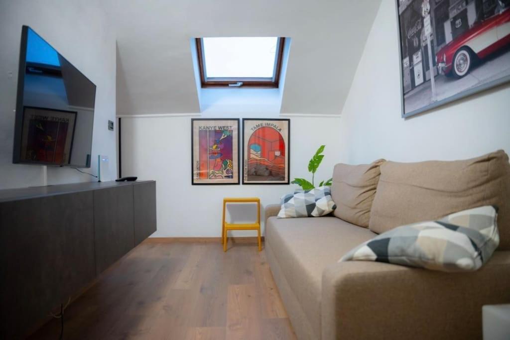 Hulu Apartment Savona Bagian luar foto